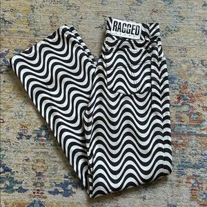 Ragged Black and White Wave Pattern Jeans